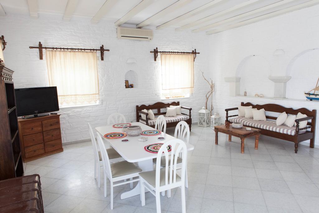 Hotel Begleri Antiparos by Eksteriør billede